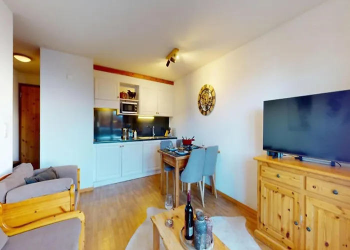 Appealing With Balcony * ナンダ